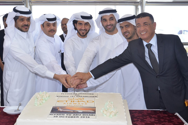 Αποτέλεσμα εικόνας για Etihad launches B787 Dreamliner service to Riyadh